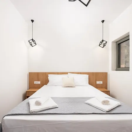Sunny Rock 2 Apartments Lagoudi Zia Exterior photo