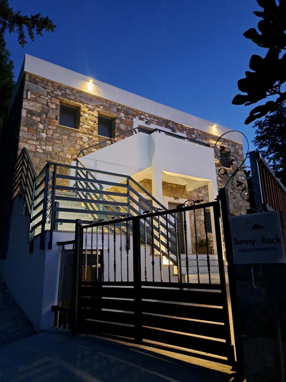 Apartment Sunny Rock 2 Lagoudi Zia